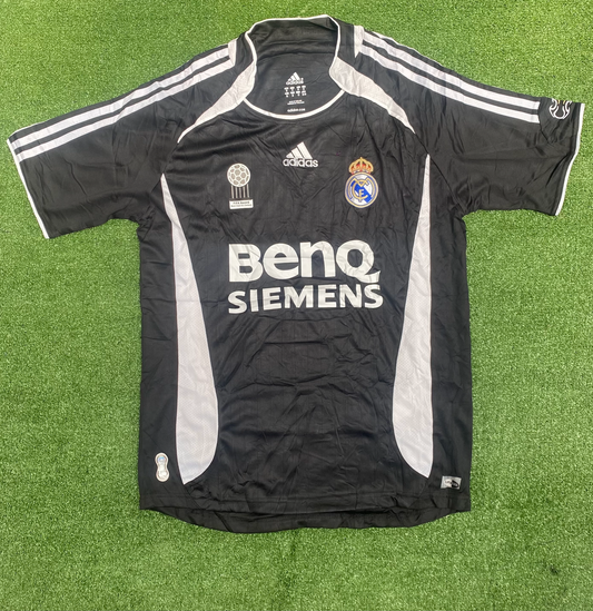 Camiseta Real Madrid RETRO 06/07